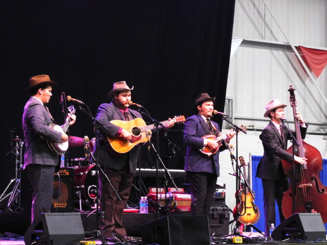 Bluegrass quartet wows Hostfest crowds News, Sports, Jobs Minot